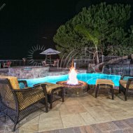 Outdoor_Pool_Firepit